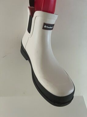 Canadiana White & Black Rubber Rain Boots